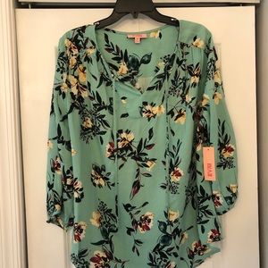 Mint Green 3/4 sleeve Evri Blouse size 1x